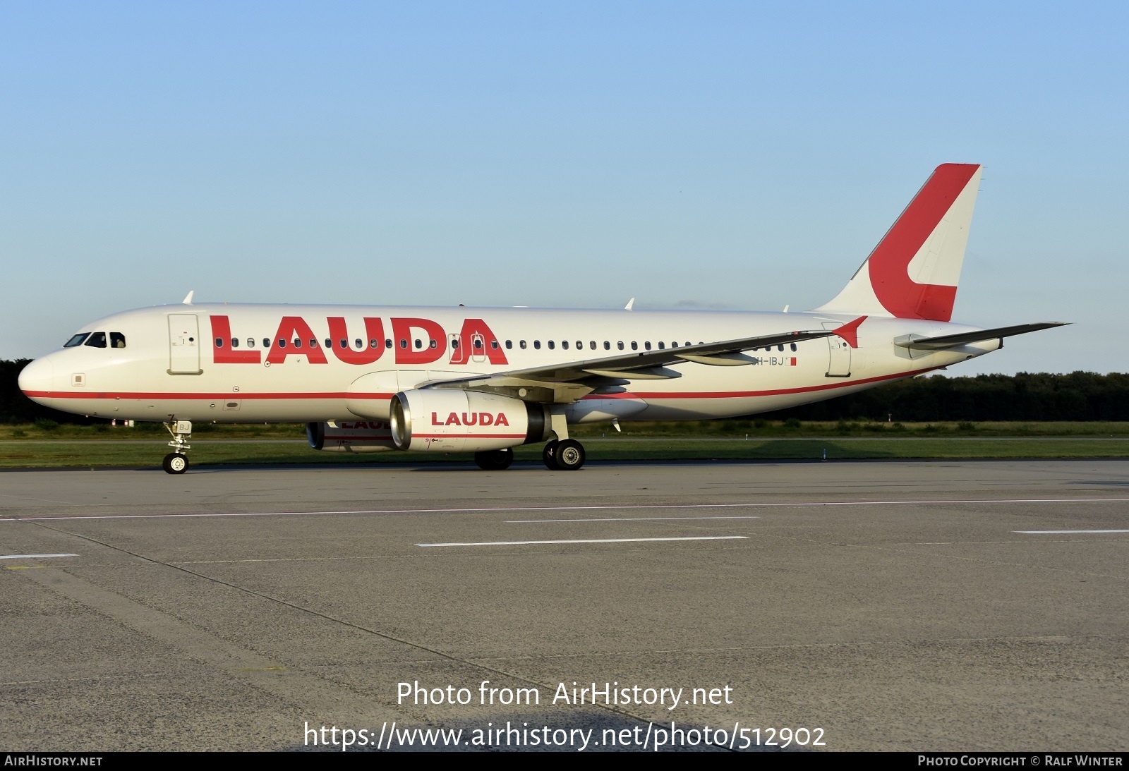 Aircraft Photo of 9H-IBJ | Airbus A320-232 | Lauda | AirHistory.net #512902