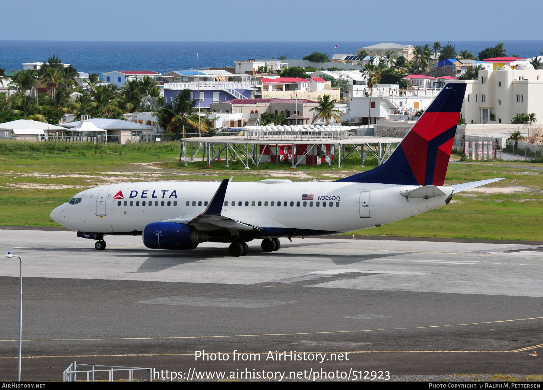 Aircraft Photo of N306DQ | Boeing 737-732 | Delta Air Lines | AirHistory.net #512923