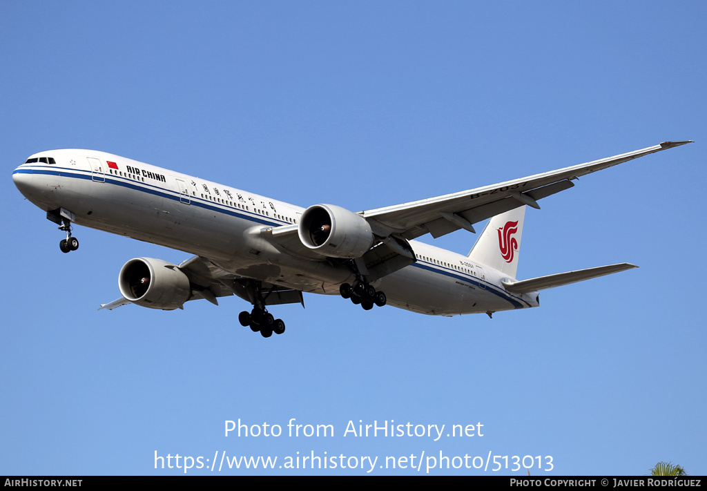 Aircraft Photo of B-2037 | Boeing 777-39L/ER | Air China | AirHistory.net #513013