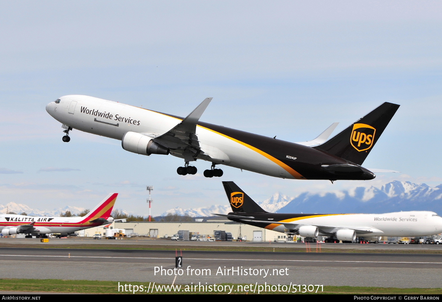 Aircraft Photo of N324UP | Boeing 767-34AF/ER | United Parcel Service - UPS | AirHistory.net #513071