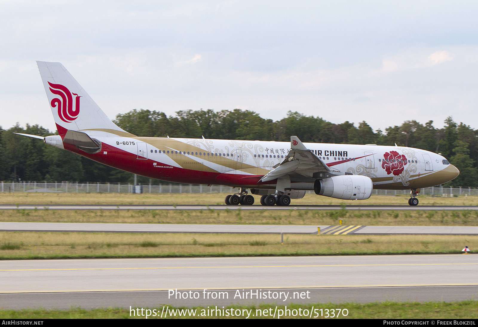 Aircraft Photo of B-6075 | Airbus A330-243 | Air China | AirHistory.net #513370