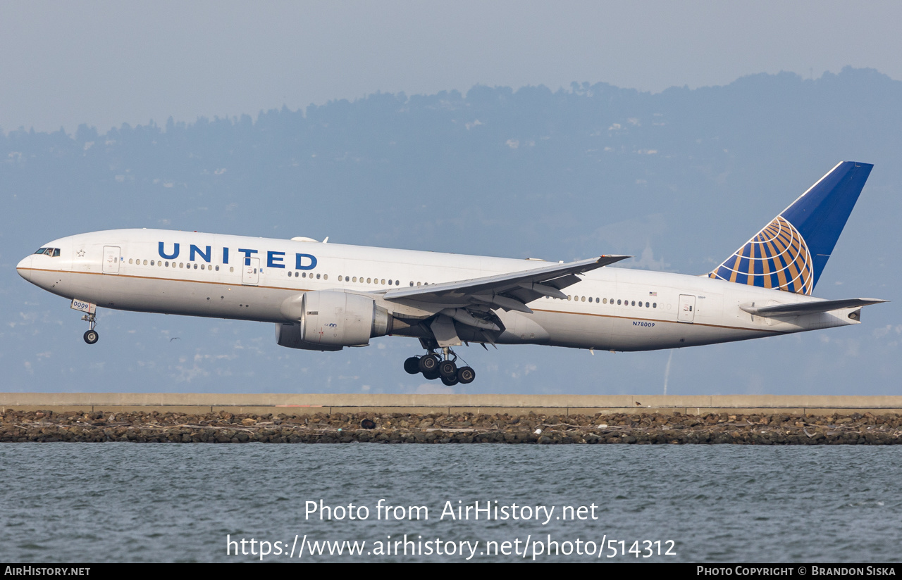 Aircraft Photo of N78009 | Boeing 777-224/ER | United Airlines | AirHistory.net #514312