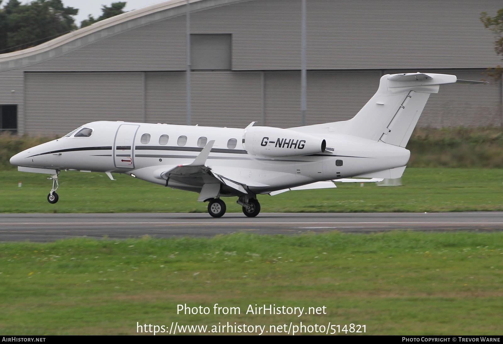 Aircraft Photo of G-NHHG | Embraer EMB-505 Phenom 300 | AirHistory.net #514821