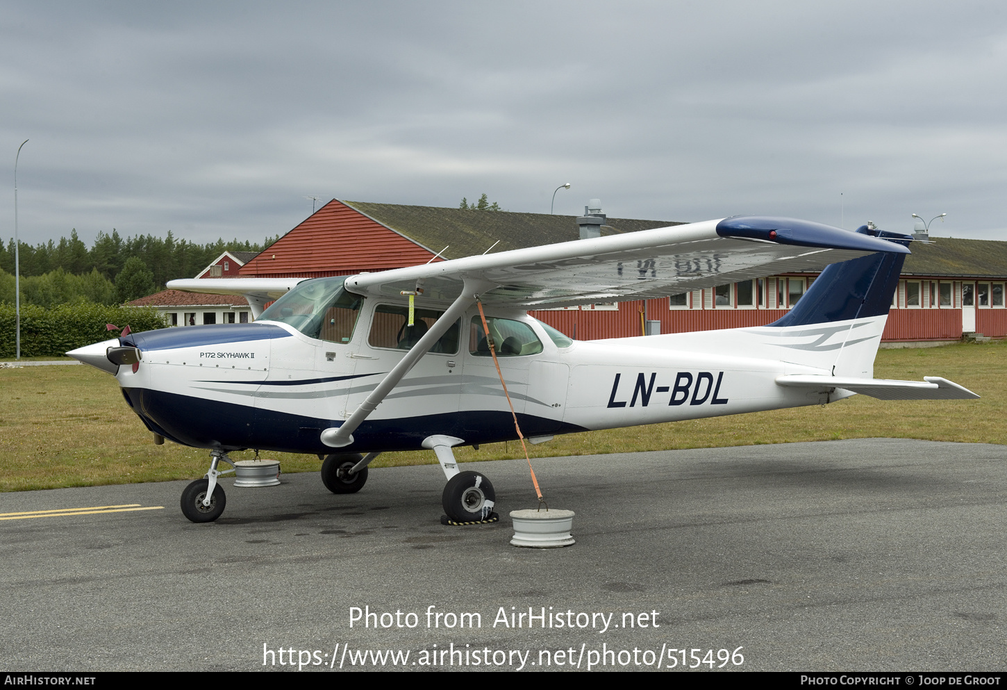 Aircraft Photo of LN-BDL | Cessna 172P Skyhawk II | AirHistory.net #515496