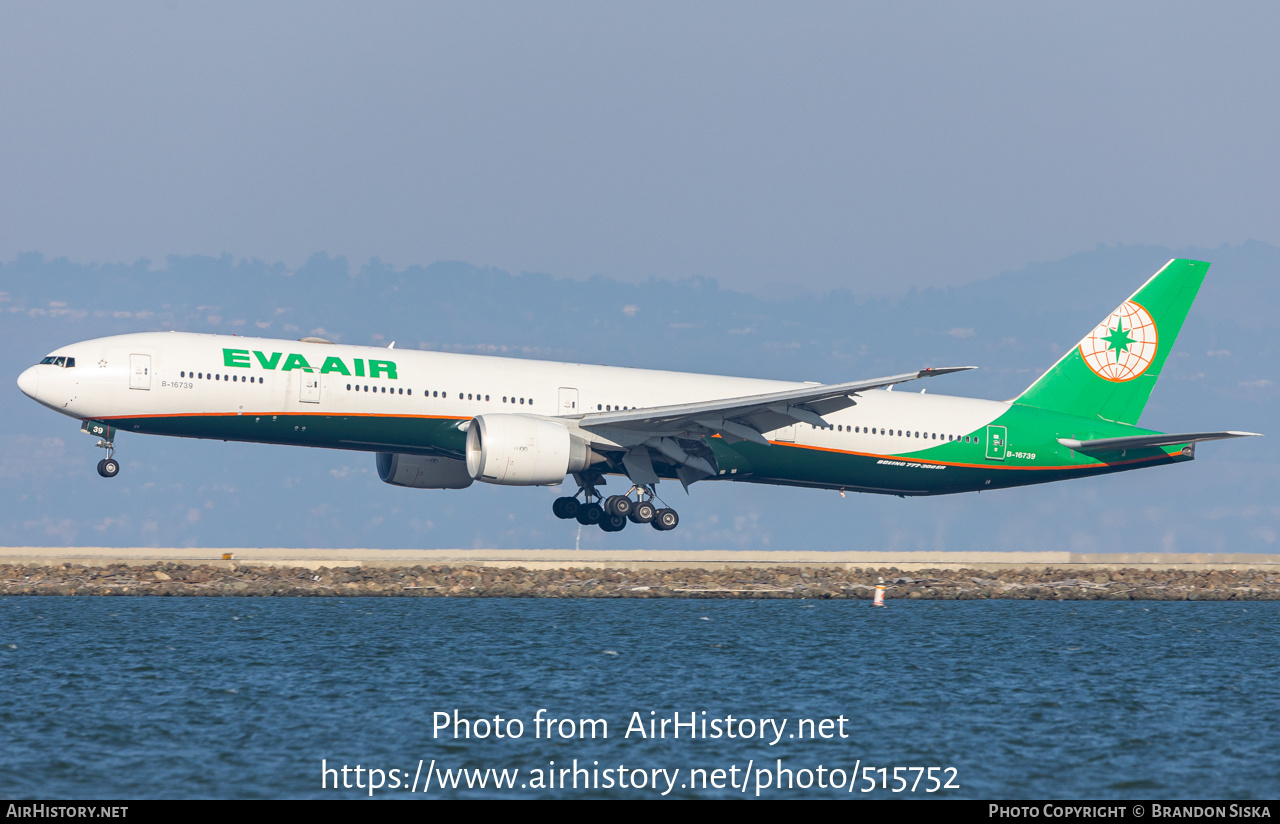 Aircraft Photo of B-16739 | Boeing 777-300/ER | EVA Air | AirHistory.net #515752