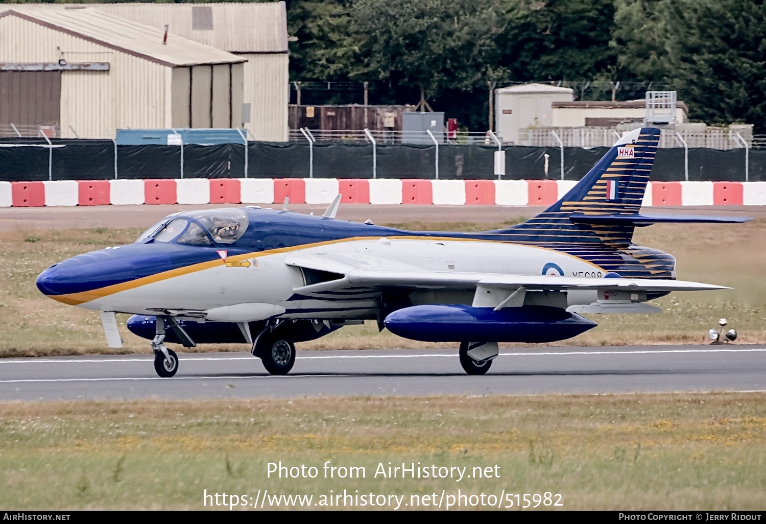 Aircraft Photo of XE688 | Hawker Hunter T72 | Hawker Hunter Aviation - HHA | AirHistory.net #515982