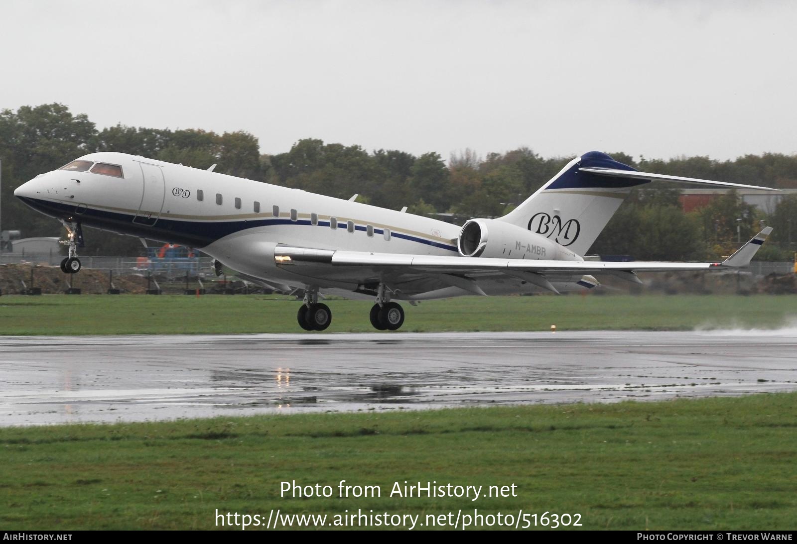 Aircraft Photo of M-AMBR | Bombardier Global 5000 (BD-700-1A11) | AirHistory.net #516302