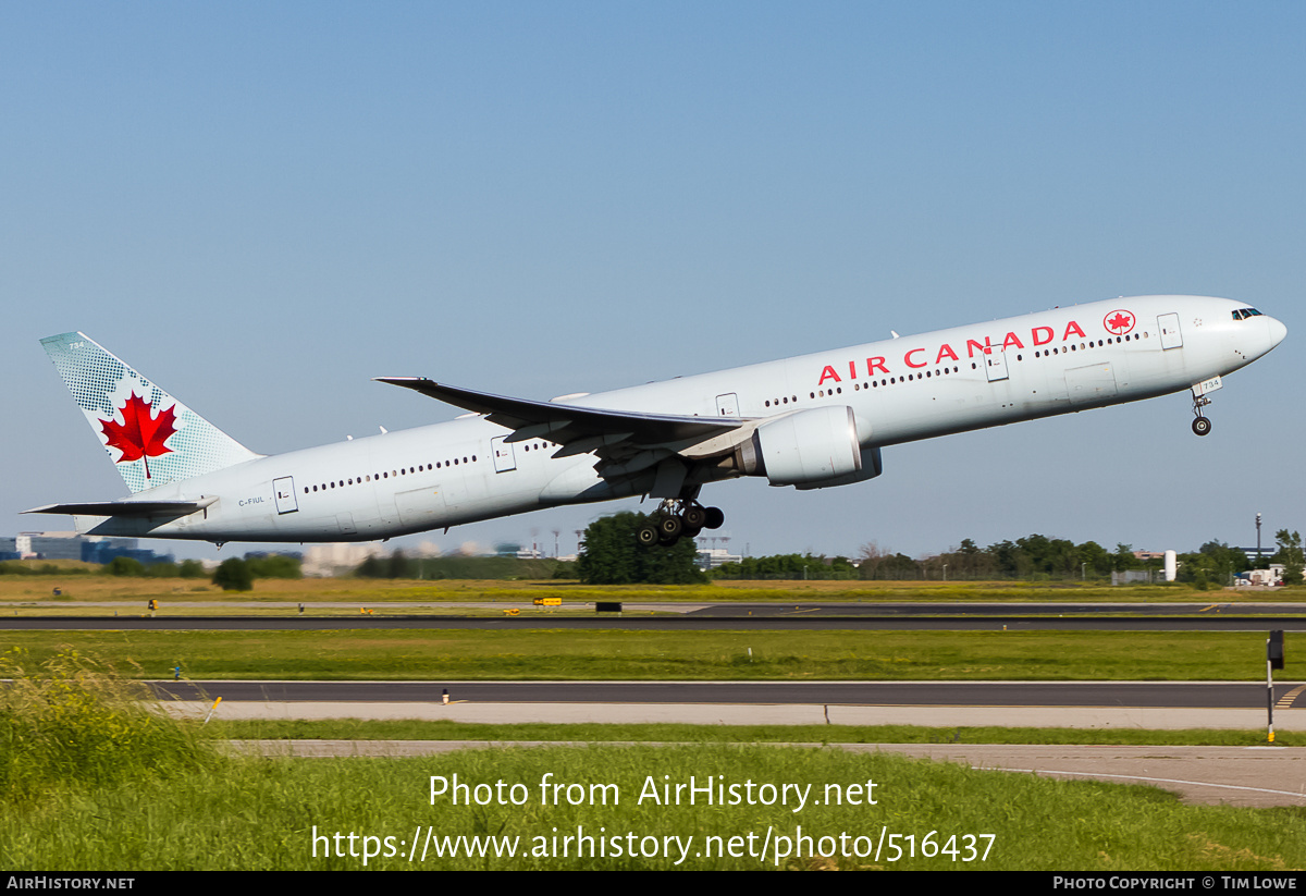 Aircraft Photo of C-FIUL | Boeing 777-333/ER | Air Canada | AirHistory.net #516437