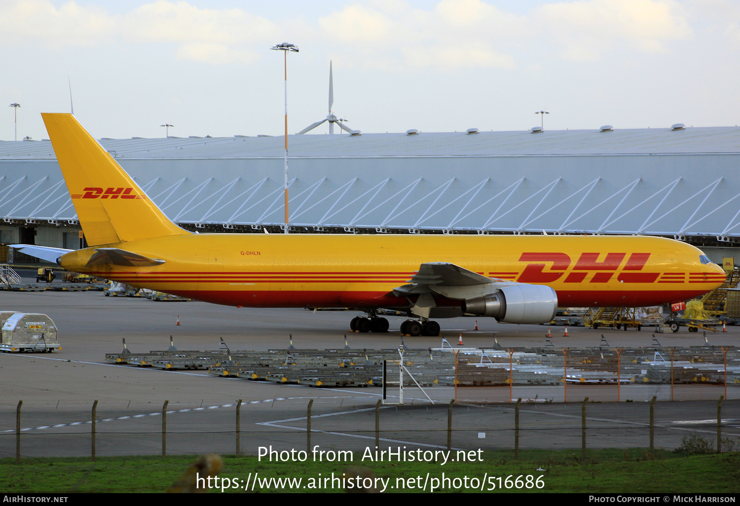 Aircraft Photo of G-DHLN | Boeing 767-3Q8/ER(BDSF) | DHL International | AirHistory.net #516686