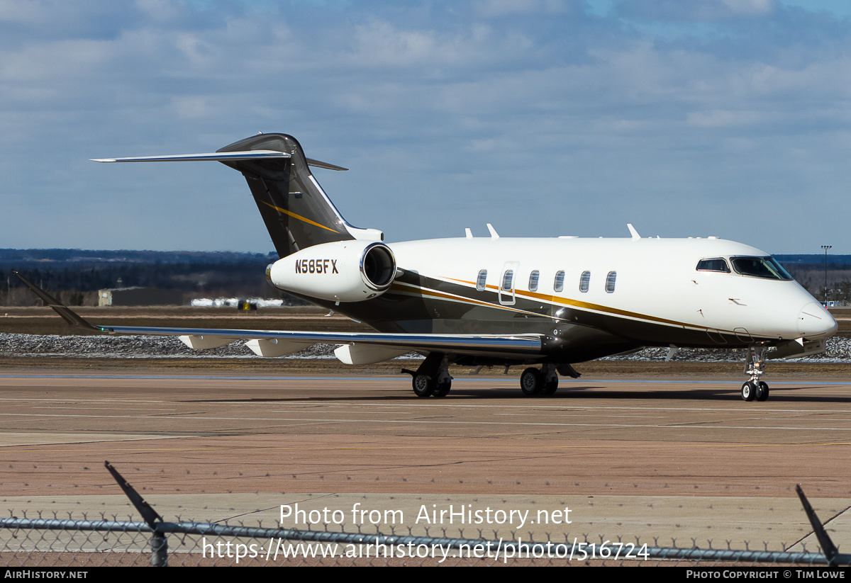 Aircraft Photo of N585FX | Bombardier Challenger 350 (BD-100-1A10) | AirHistory.net #516724