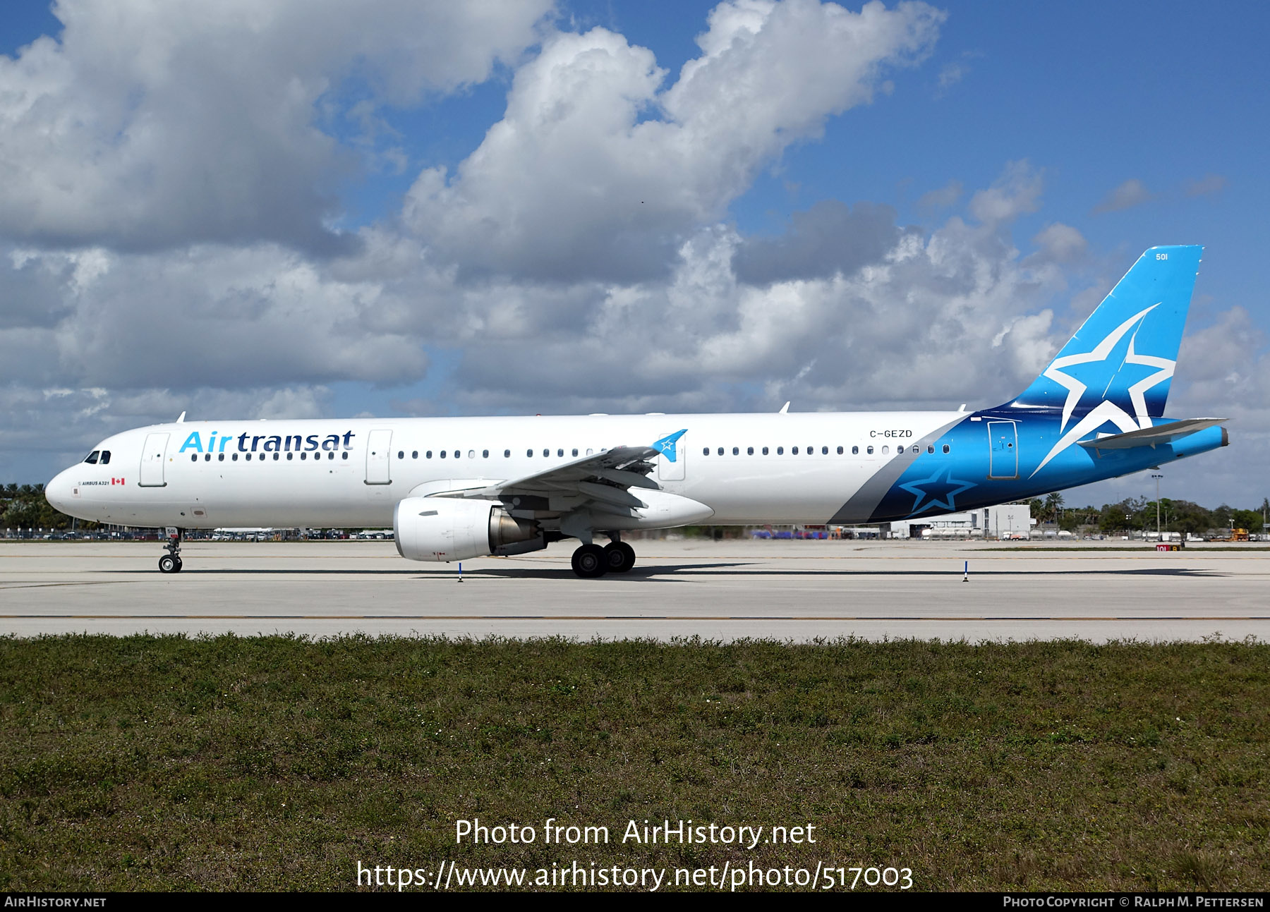 Aircraft Photo of C-GEZD | Airbus A321-211 | Air Transat | AirHistory.net #517003