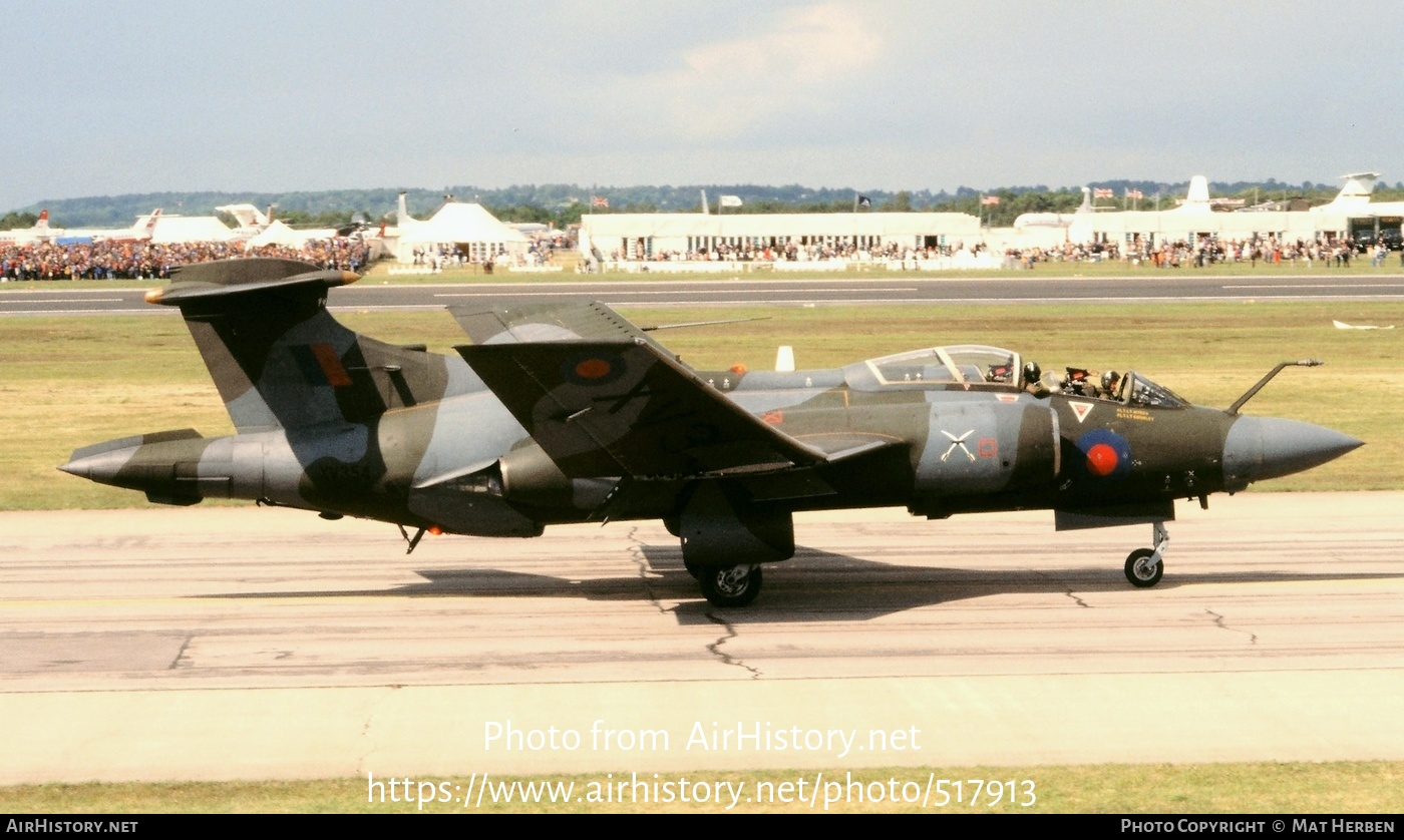 Aircraft Photo of XV354 | Hawker Siddeley Buccaneer S2A | UK - Air Force | AirHistory.net #517913