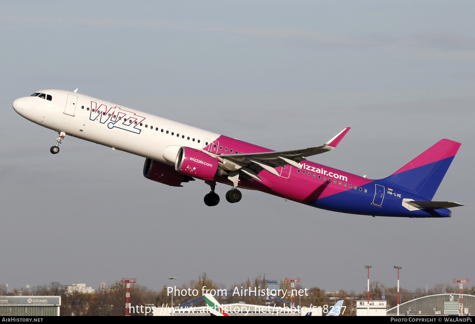 Aircraft Photo of HA-LVE | Airbus A321-271NX | Wizz Air | AirHistory.net #518237