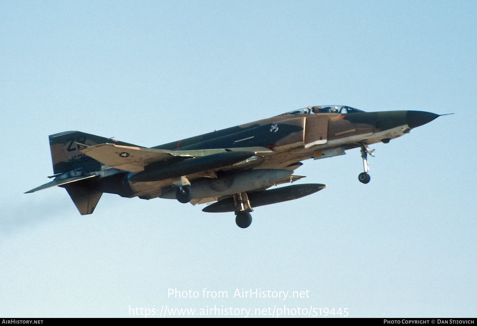 Aircraft Photo of 69-0360 / AF69-360 | McDonnell Douglas RF-4C Phantom II | USA - Air Force | AirHistory.net #519445