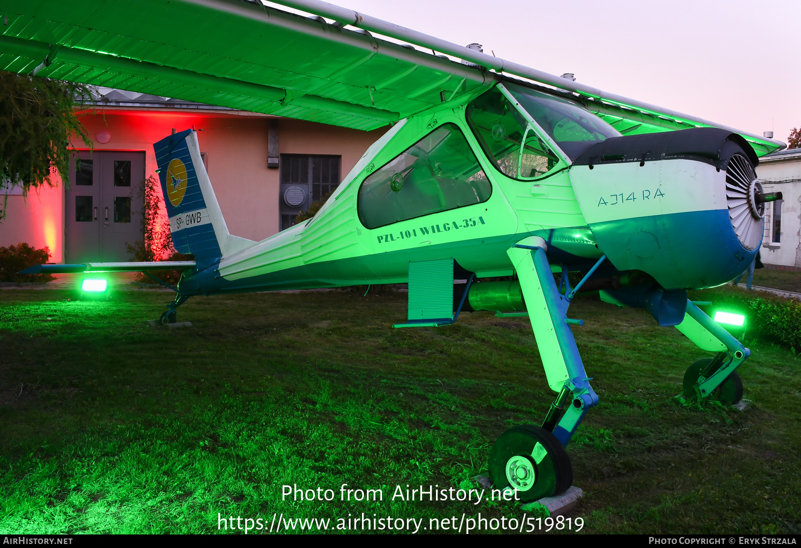 Aircraft Photo of SP-GWB | PZL-Okecie PZL-104 Wilga 35A | Instytut Lotnictwa | AirHistory.net #519819