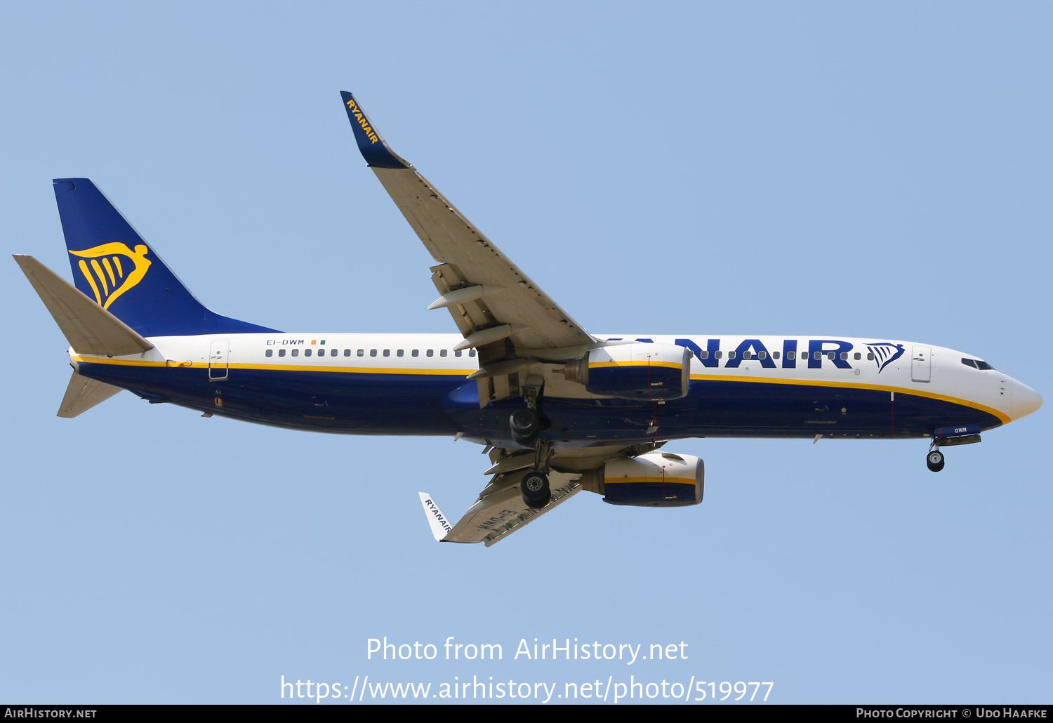 Aircraft Photo of EI-DWM | Boeing 737-8AS | Ryanair | AirHistory.net #519977