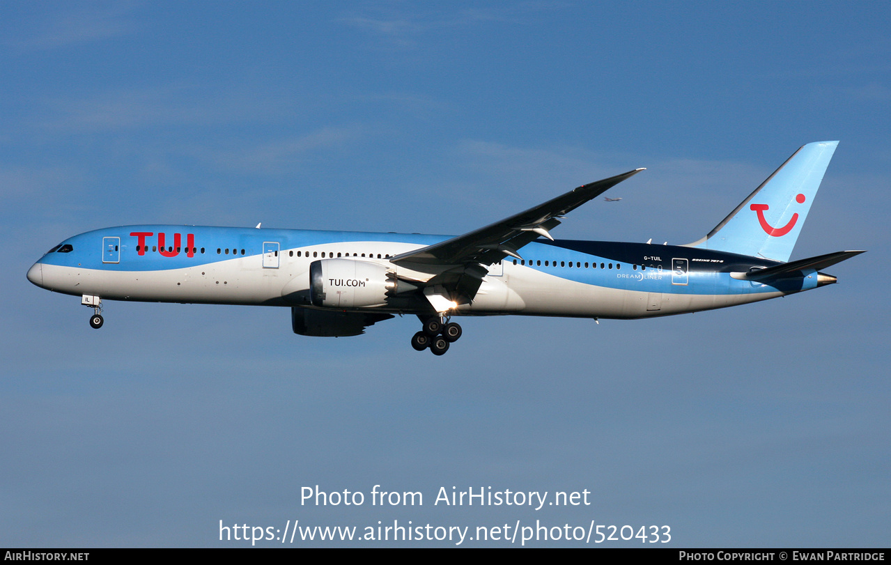 Aircraft Photo of G-TUIL | Boeing 787-9 Dreamliner | TUI | AirHistory.net #520433