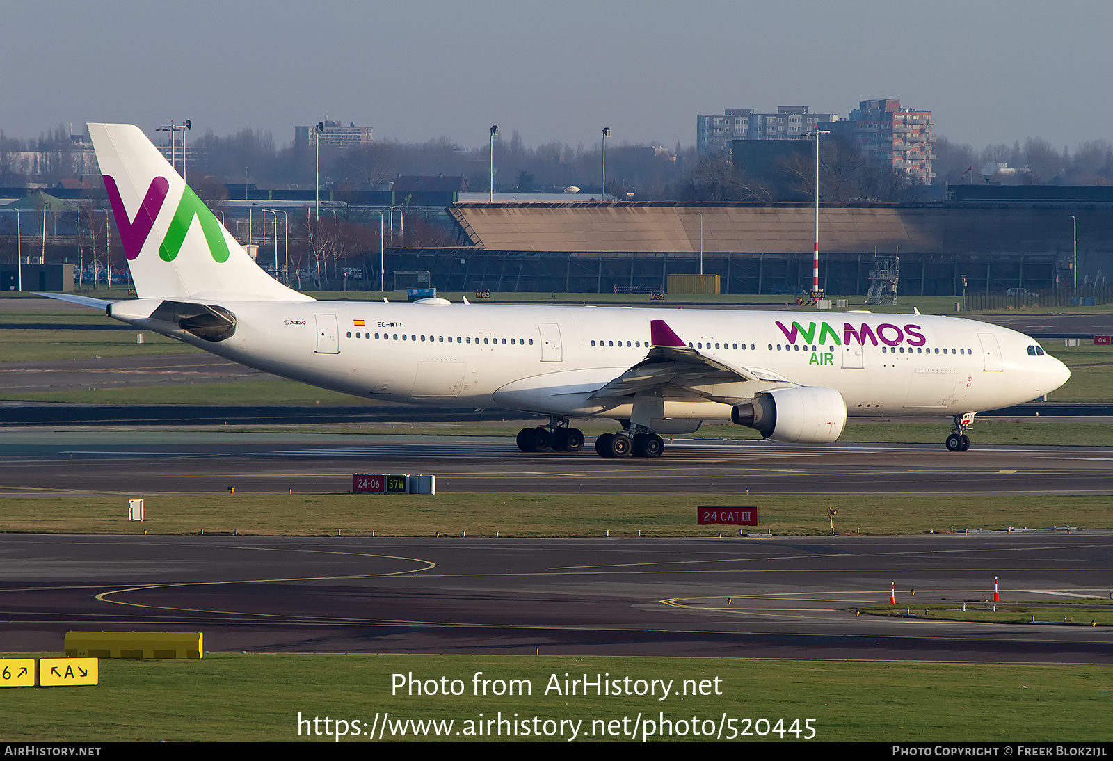 Aircraft Photo of EC-MTT | Airbus A330-223 | Wamos Air | AirHistory.net #520445