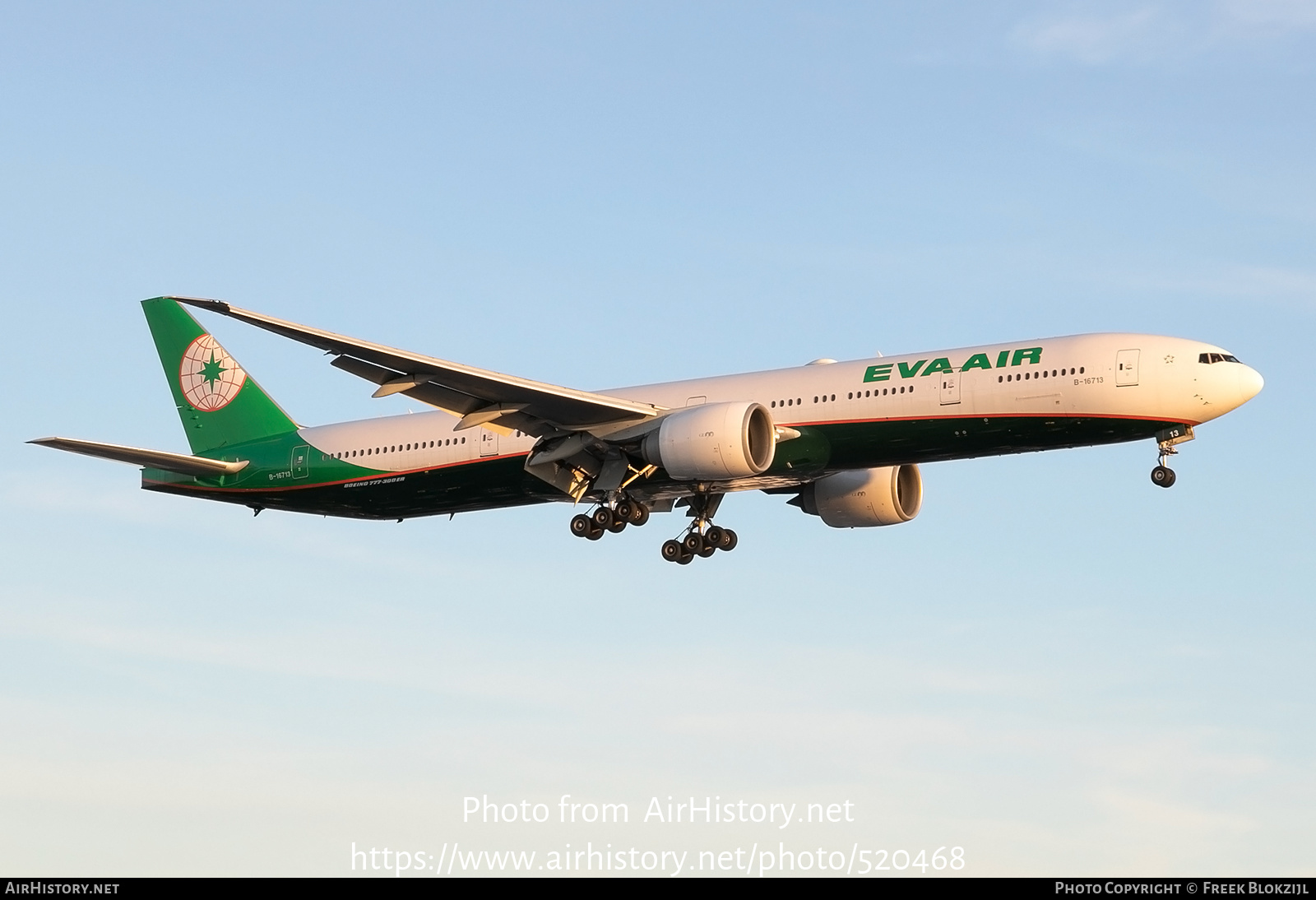 Aircraft Photo of B-16713 | Boeing 777-35E/ER | EVA Air | AirHistory.net #520468