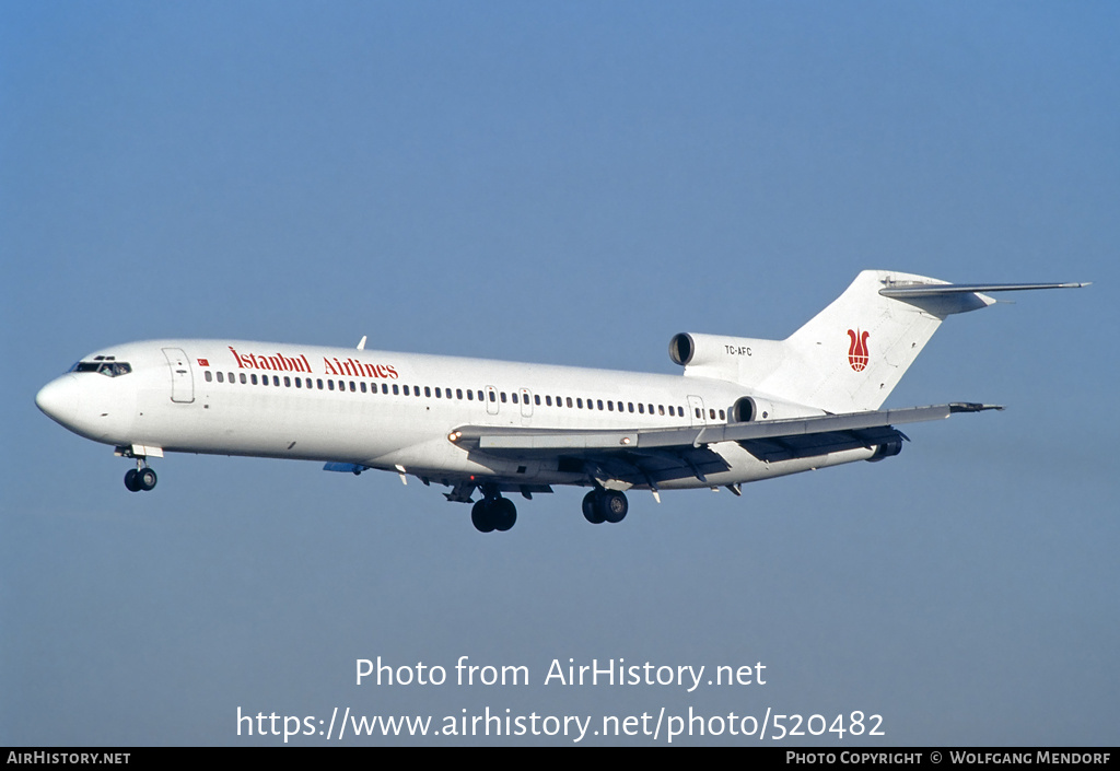 Aircraft Photo of TC-AFC | Boeing 727-228 | Istanbul Airlines | AirHistory.net #520482