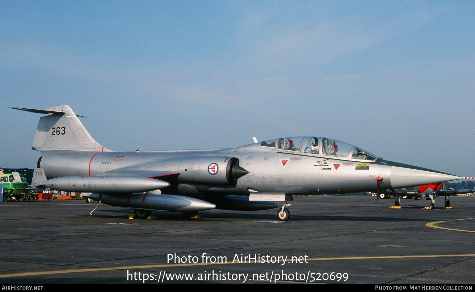 Aircraft Photo of 263 / 12263 | Lockheed TF-104G Starfighter | Norway - Air Force | AirHistory.net #520699