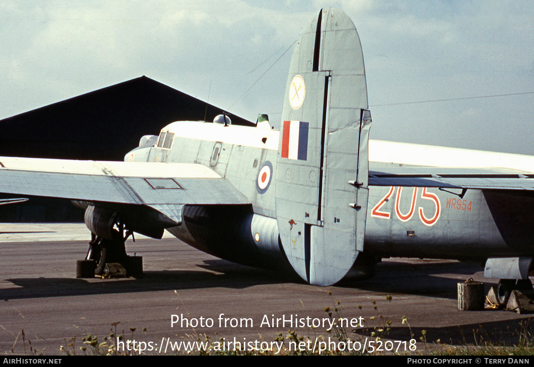 Aircraft Photo of WR954 | Avro 696 Shackleton MR2C | UK - Air Force | AirHistory.net #520718