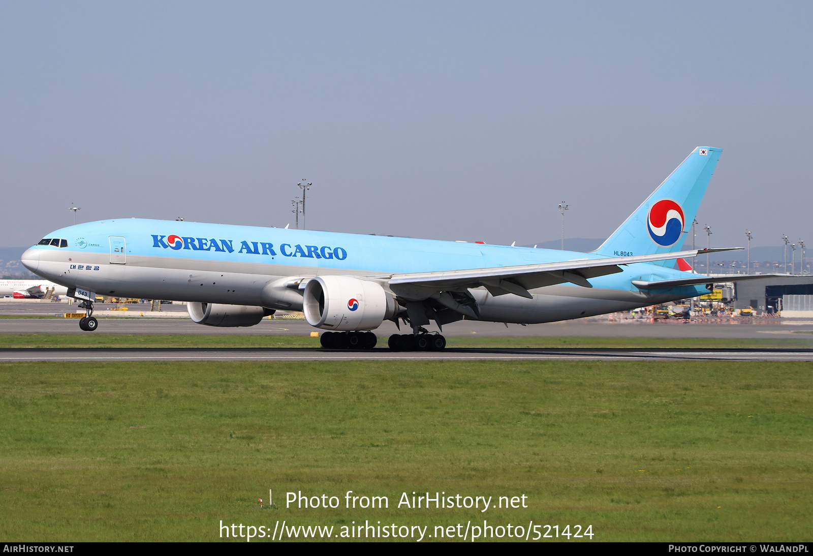 Aircraft Photo of HL8043 | Boeing 777-F | Korean Air Cargo | AirHistory.net #521424