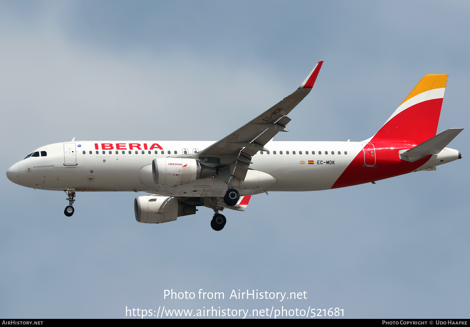 Aircraft Photo of EC-MDK | Airbus A320-214 | Iberia | AirHistory.net #521681