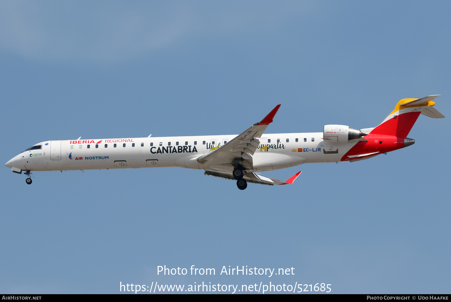 Aircraft Photo of EC-LJR | Bombardier CRJ-1000ER NG (CL-600-2E25) | Iberia Regional | AirHistory.net #521685