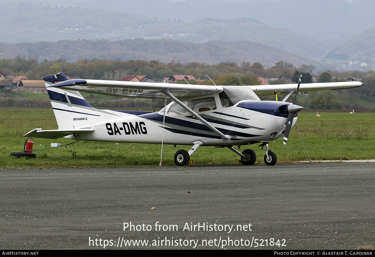 Aircraft Photo of 9A-DMG | Cessna 172N Skyhawk II | AirHistory.net #521842