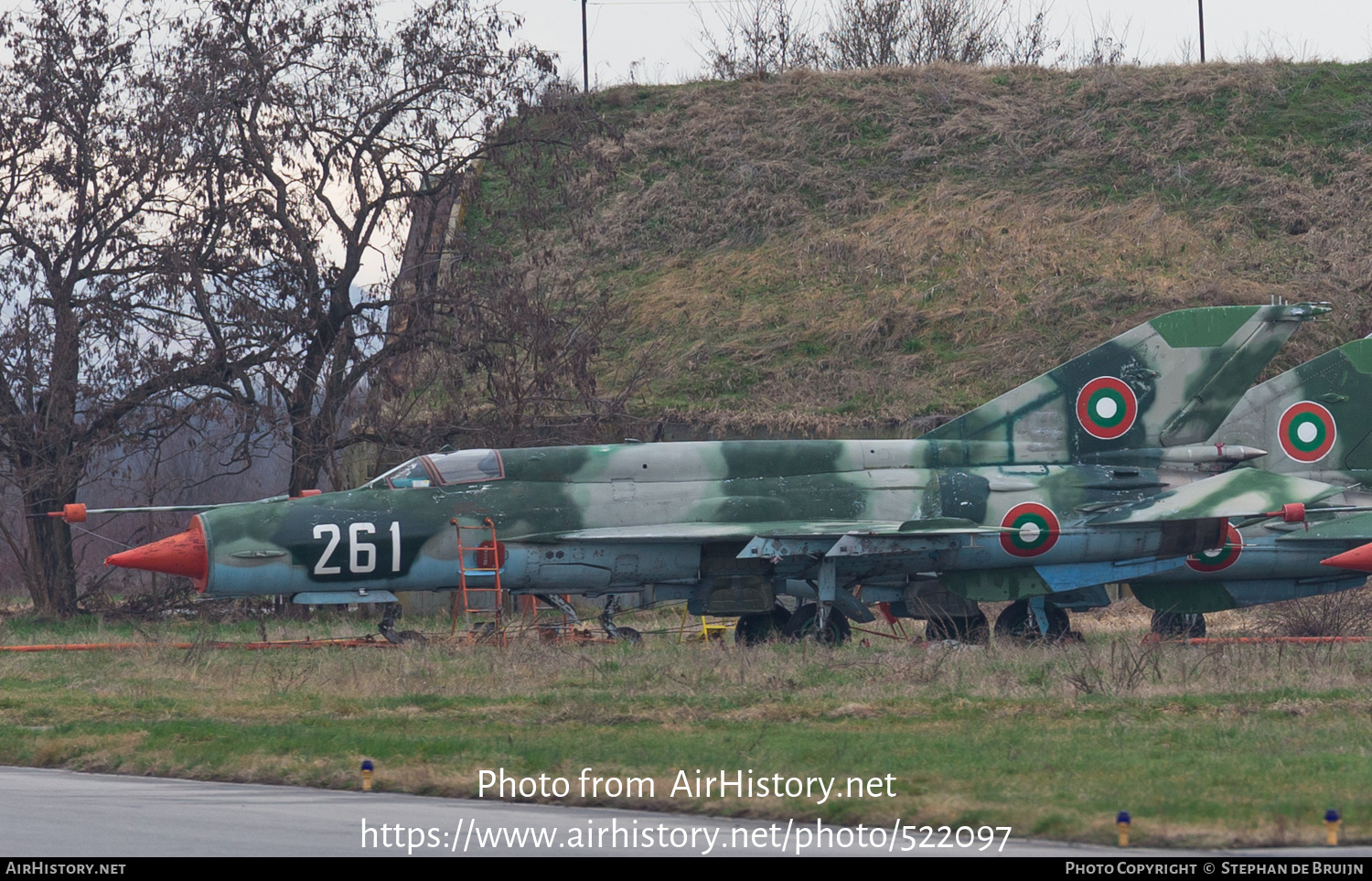 Aircraft Photo of 261 | Mikoyan-Gurevich MiG-21bis SAU | Bulgaria - Air Force | AirHistory.net #522097