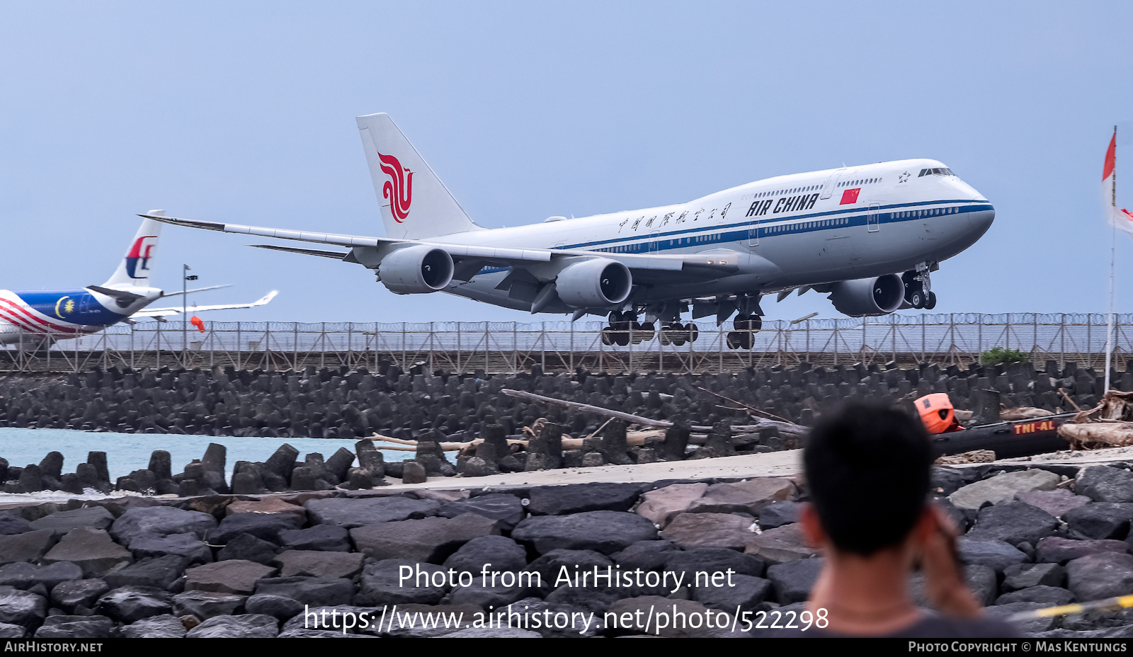 Aircraft Photo of B-2482 | Boeing 747-89L | Air China | AirHistory.net #522298