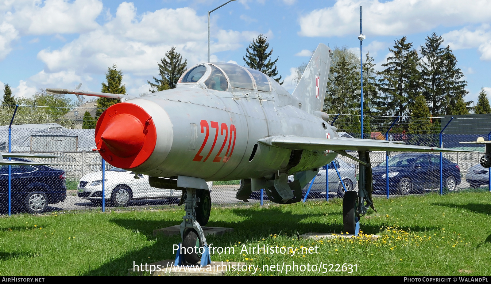 Aircraft Photo of 2720 | Mikoyan-Gurevich MiG-21U-600 | Poland - Air Force | AirHistory.net #522631