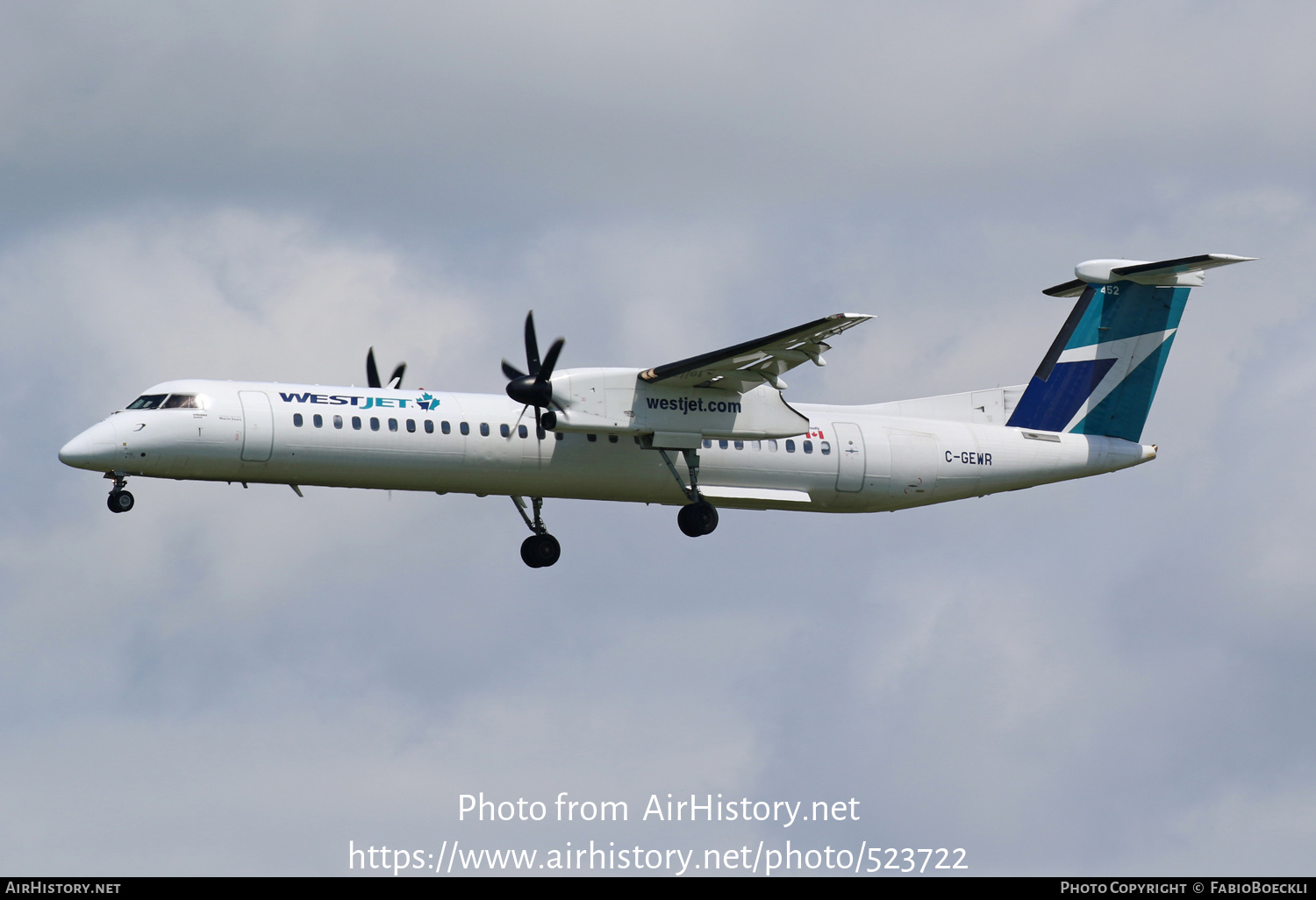 Aircraft Photo of C-GEWR | Bombardier DHC-8-402 Dash 8 | WestJet | AirHistory.net #523722