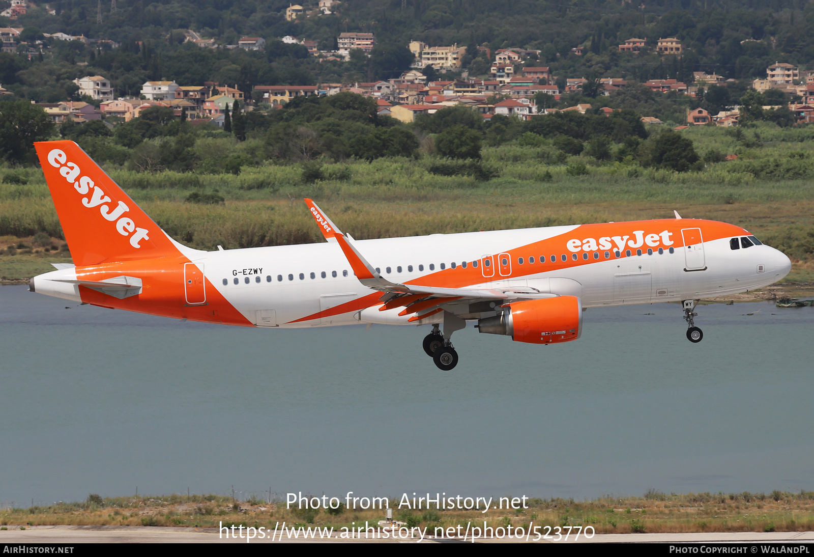 Aircraft Photo of G-EZWY | Airbus A320-214 | EasyJet | AirHistory.net #523770