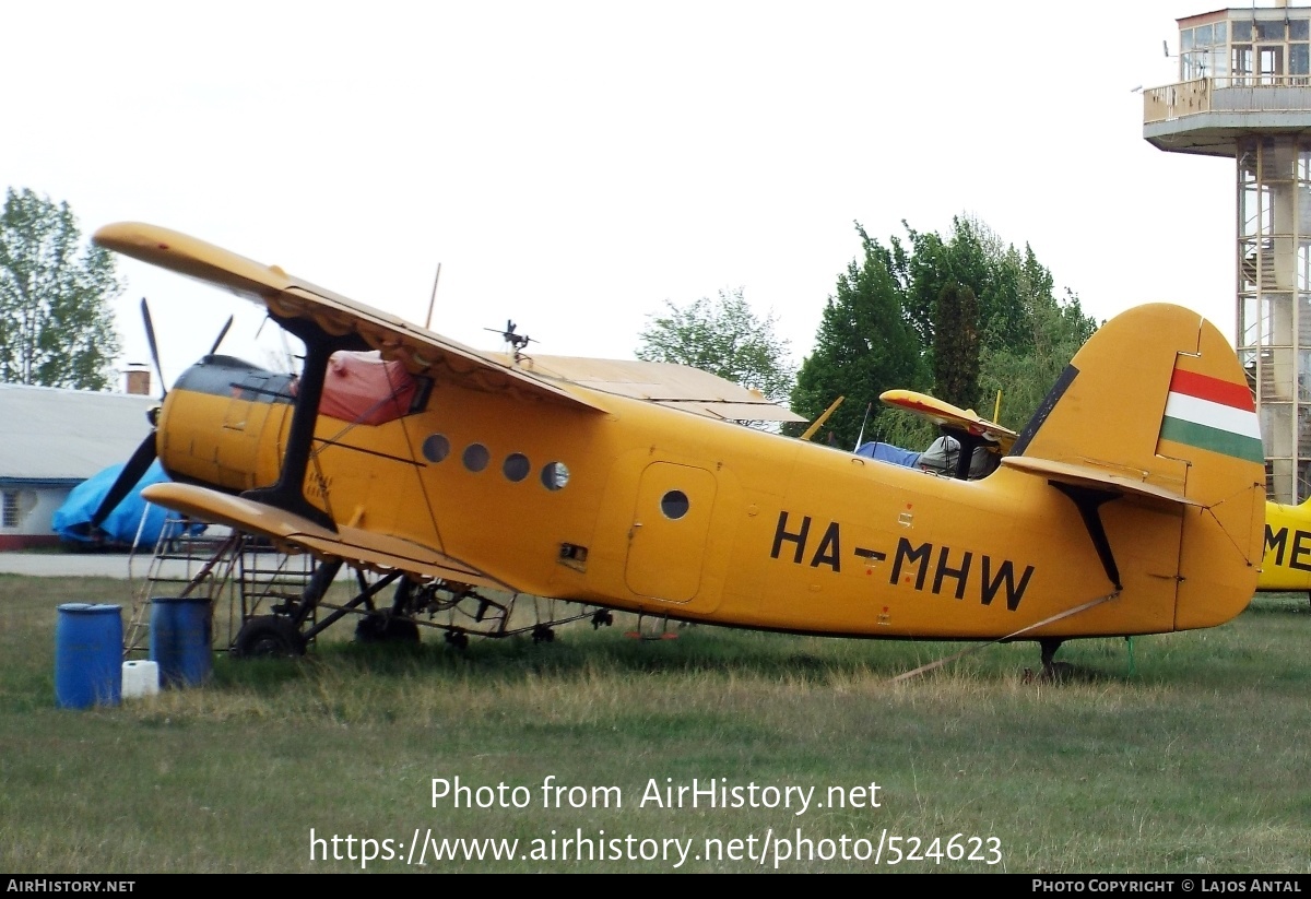 Aircraft Photo of HA-MHW | Antonov An-2R | AirHistory.net #524623