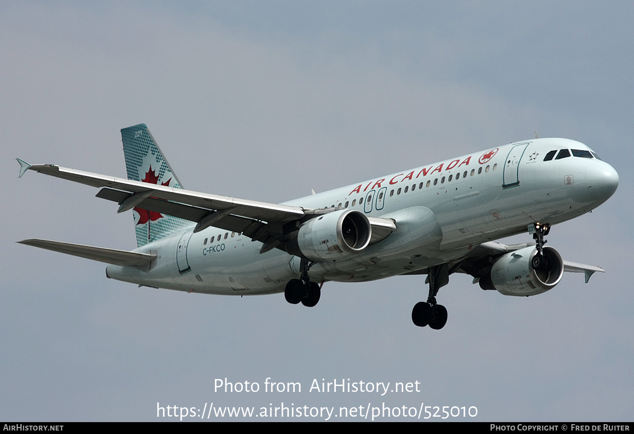 Aircraft Photo of C-FKCO | Airbus A320-211 | Air Canada | AirHistory.net #525010