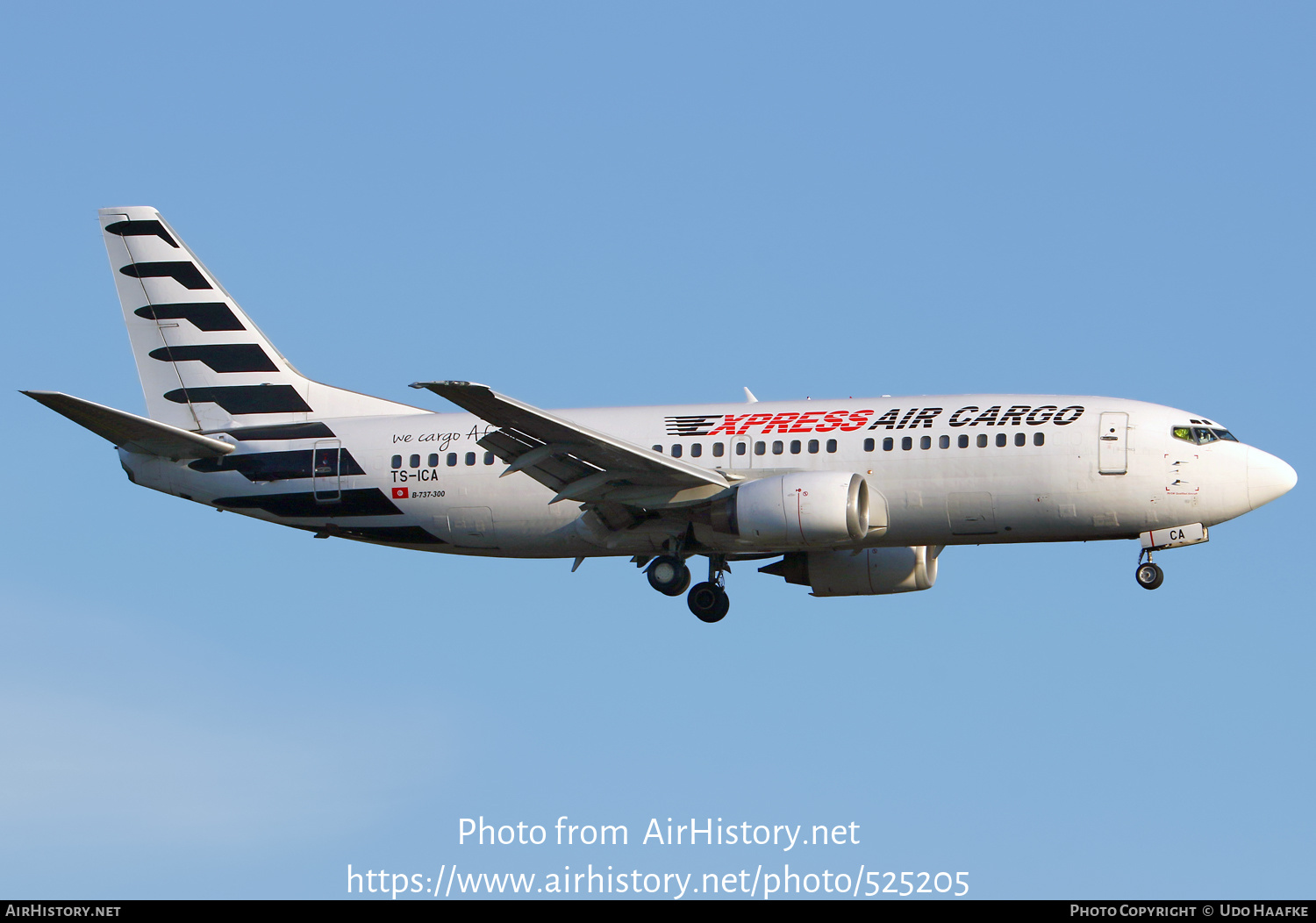 Aircraft Photo of TS-ICA | Boeing 737-330(QC) | Express Air Cargo | AirHistory.net #525205