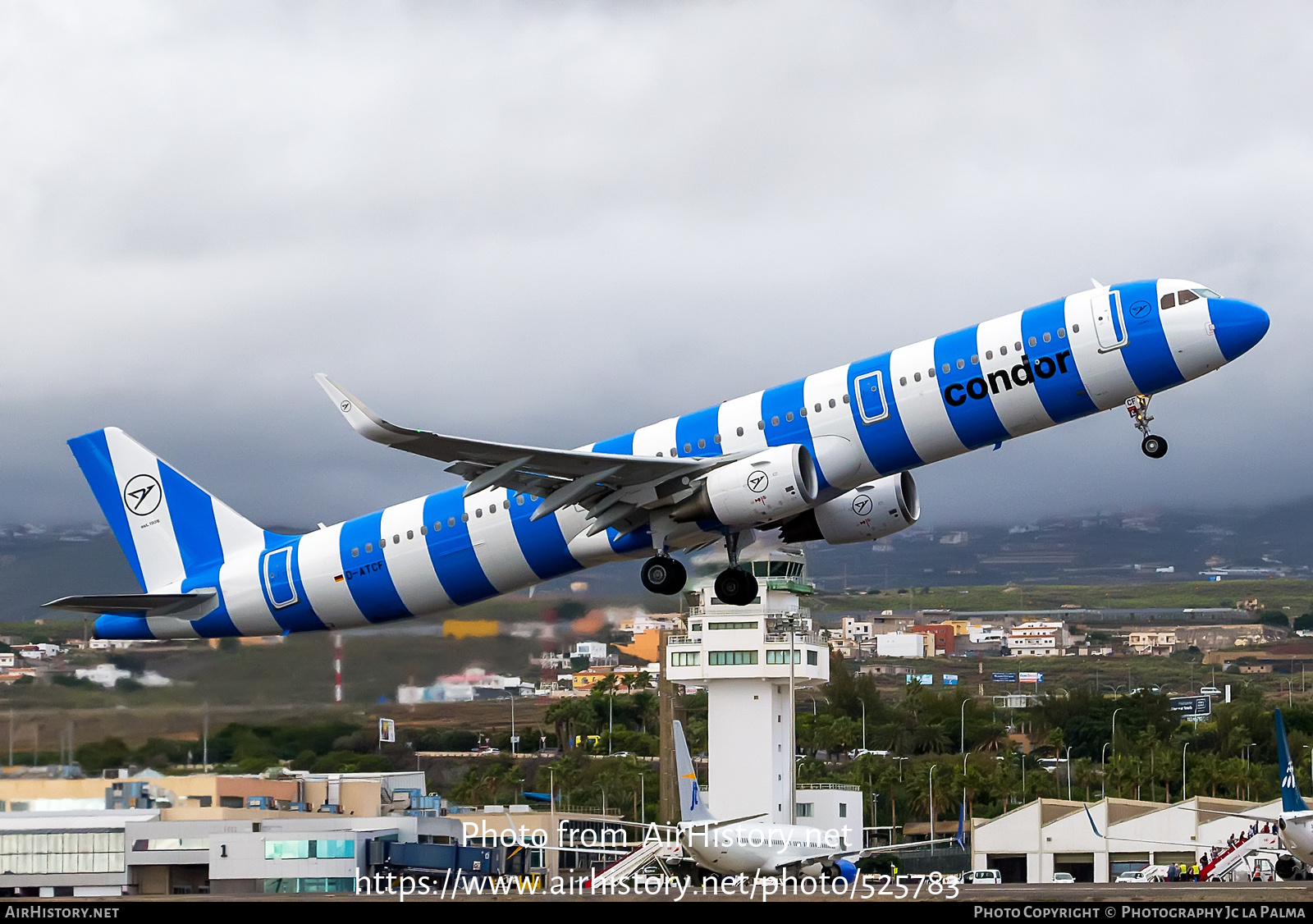 Aircraft Photo of D-ATCF | Airbus A321-211 | Condor Flugdienst | AirHistory.net #525783