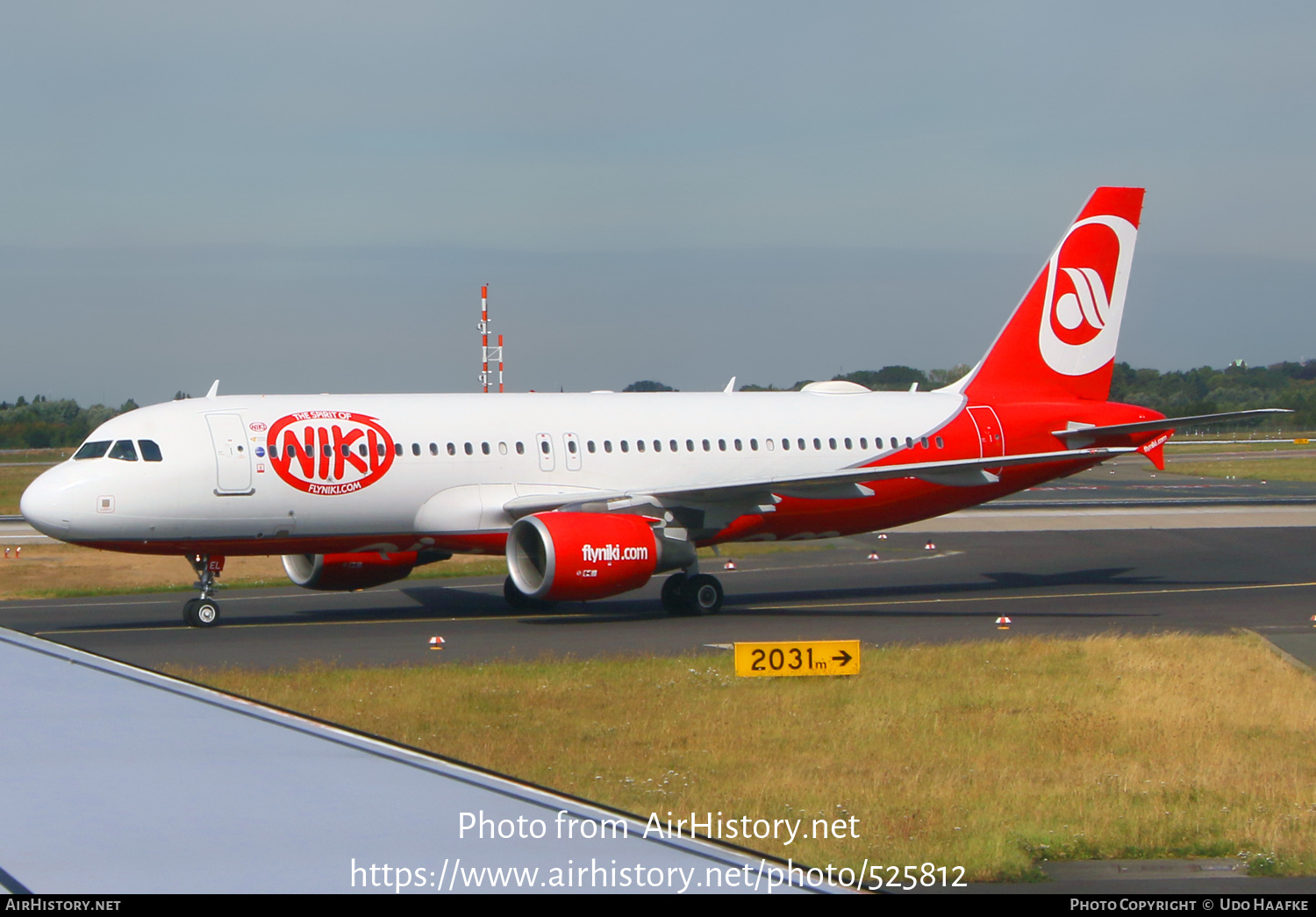 Aircraft Photo of OE-LEL | Airbus A320-214 | Niki | AirHistory.net #525812