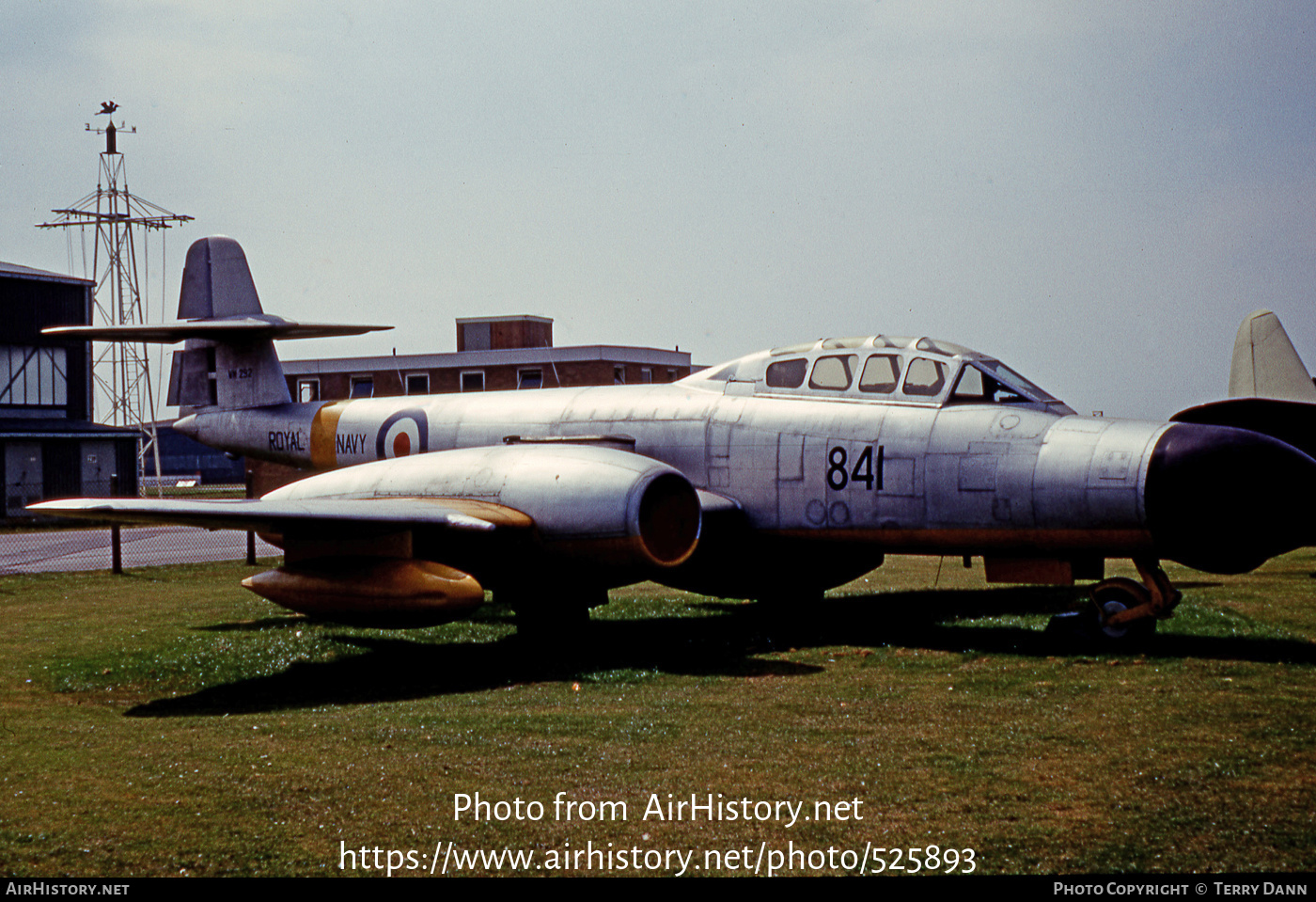 Aircraft Photo of WM292 | Gloster Meteor TT20 | UK - Navy | AirHistory.net #525893