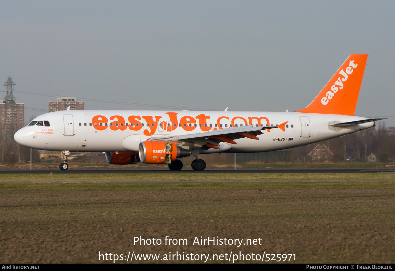 Aircraft Photo of G-EZUY | Airbus A320-214 | EasyJet | AirHistory.net #525971