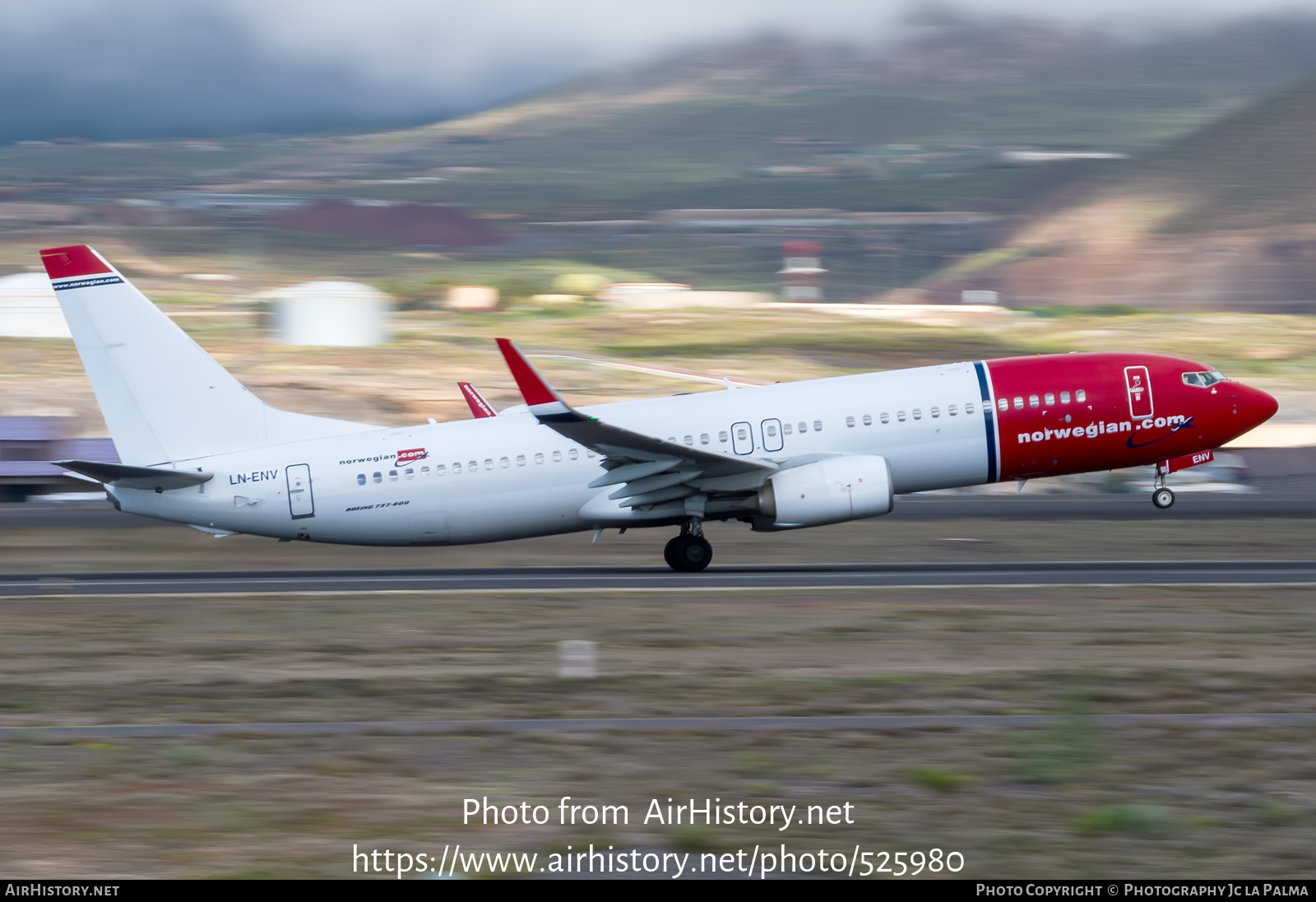 Aircraft Photo of LN-ENV | Boeing 737-8JP | Norwegian | AirHistory.net #525980