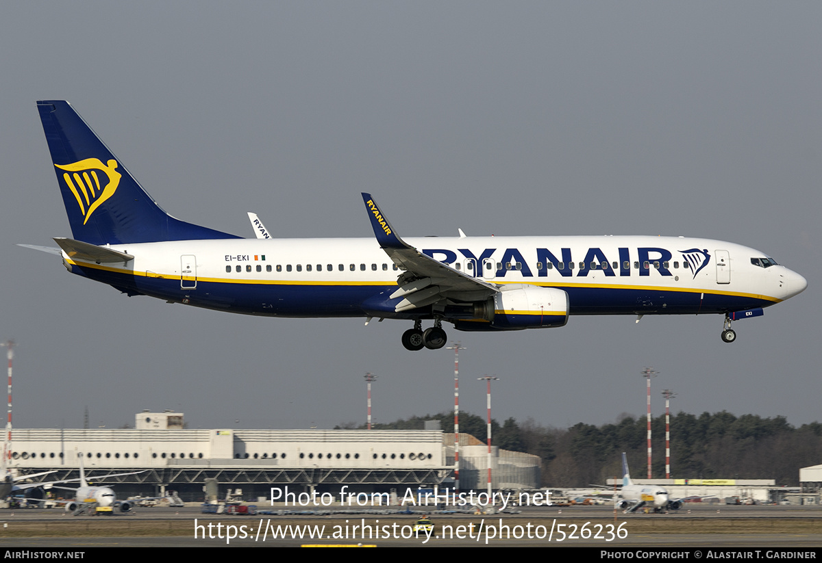 Aircraft Photo of EI-EKI | Boeing 737-8AS | Ryanair | AirHistory.net #526236