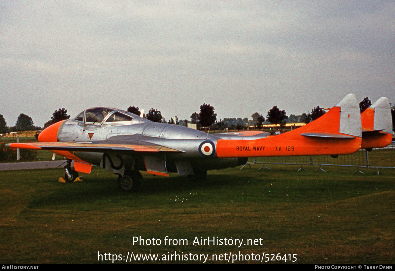 Aircraft Photo of XA129 | De Havilland D.H. 115 Sea Vampire T22 | UK - Navy | AirHistory.net #526415