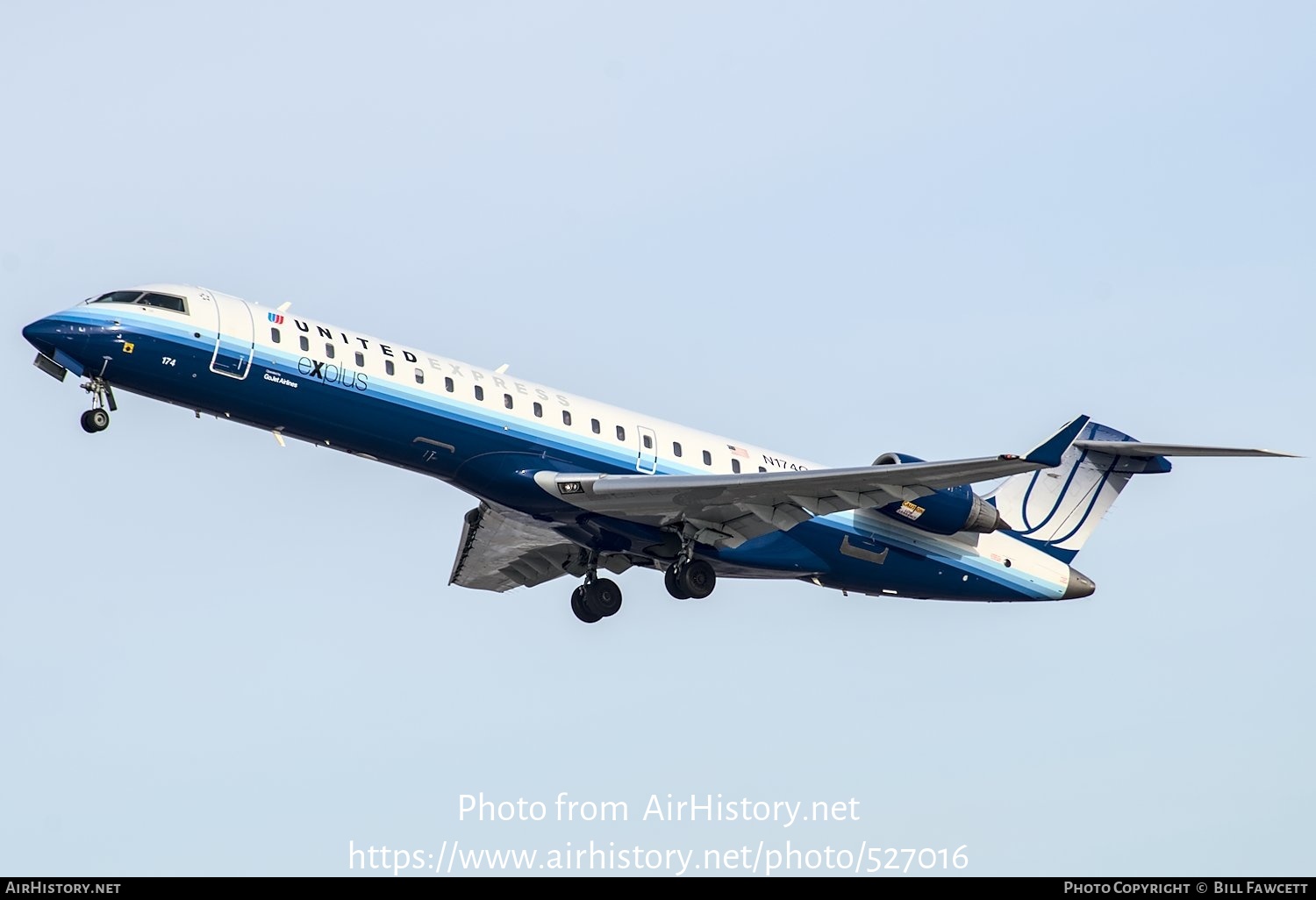 Aircraft Photo of N174GJ | Bombardier CRJ-701ER (CL-600-2C10) | United Express | AirHistory.net #527016