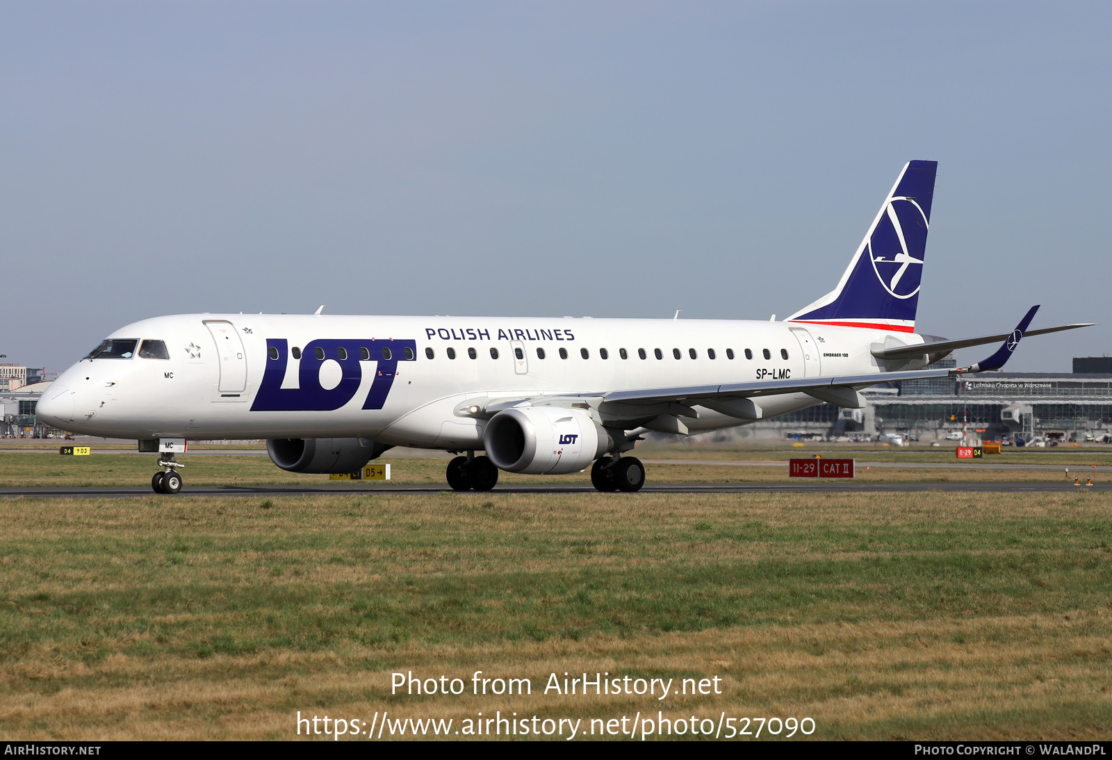 Aircraft Photo of SP-LMC | Embraer 190STD (ERJ-190-100STD) | LOT Polish Airlines - Polskie Linie Lotnicze | AirHistory.net #527090