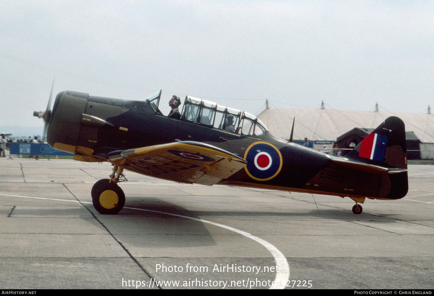 Aircraft Photo of G-BDAM / FE992 | North American AT-16 Harvard IIB | UK - Air Force | AirHistory.net #527225