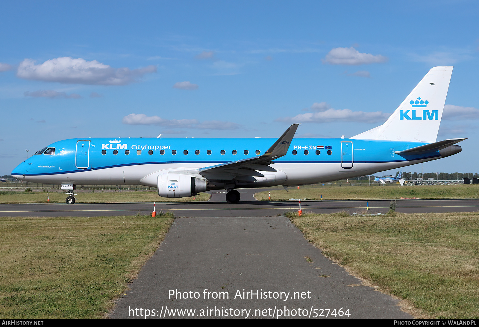 Aircraft Photo of PH-EXN | Embraer 175STD (ERJ-170-200STD) | KLM Cityhopper | AirHistory.net #527464