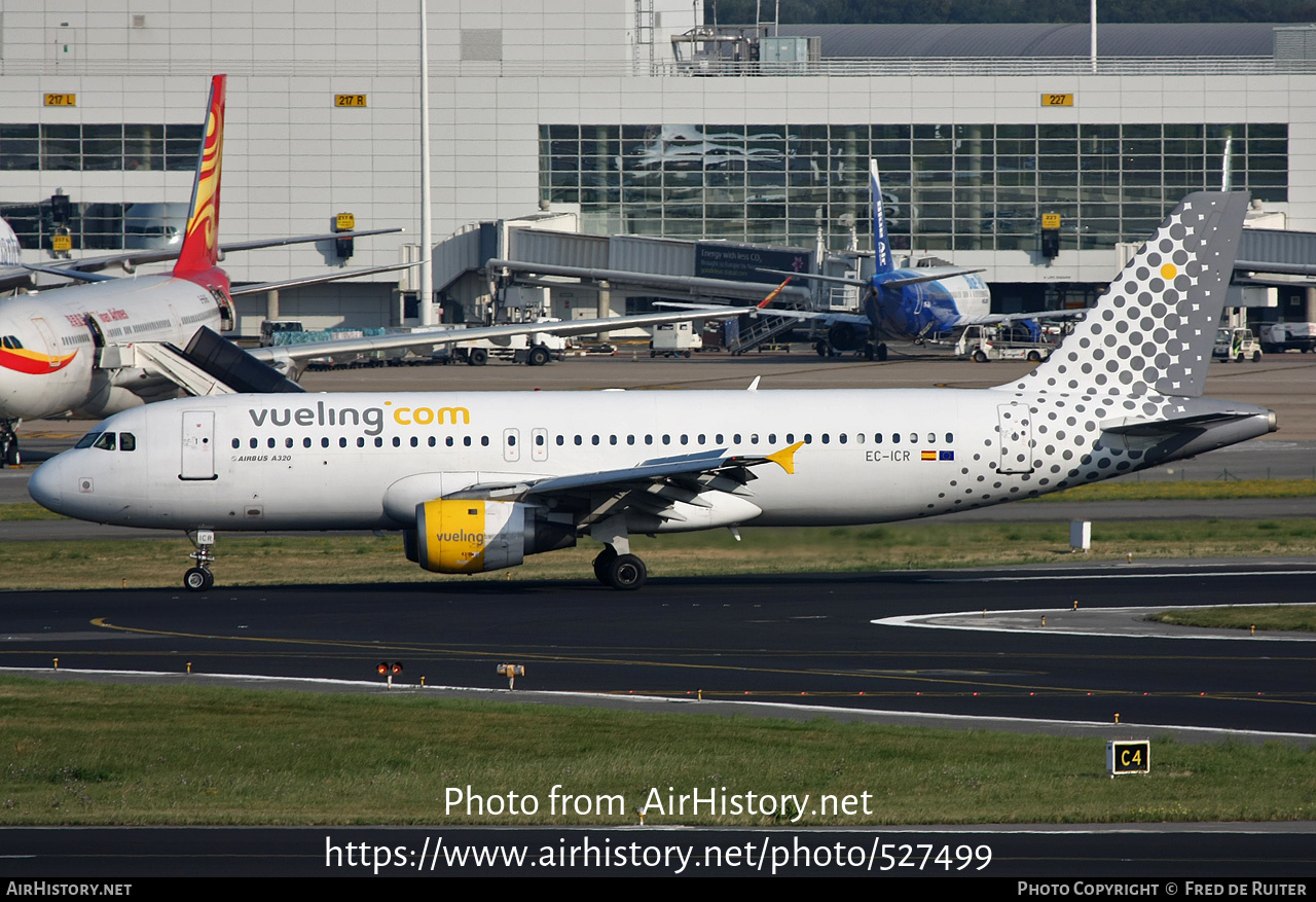 Aircraft Photo of EC-ICR | Airbus A320-211 | Vueling Airlines | AirHistory.net #527499